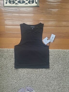Dry Goods Black Sleeveless Crop Tank Top